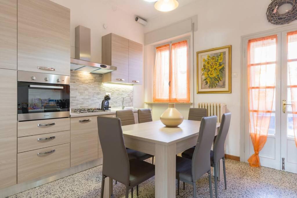 Gardaland Residenza Le Rose! 120 M2 Villa Valeggio sul Mincio Exteriör bild